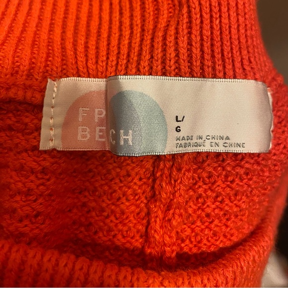 Free People Hailee Cardi set / Beach collection - Picture 2 of 7